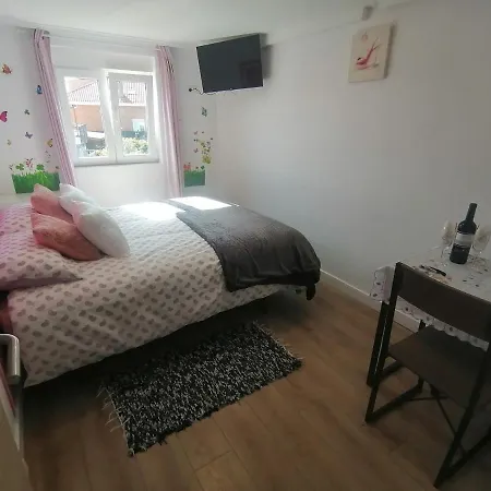 Casa Playa Valdenoja Проживание в семье Сантандер