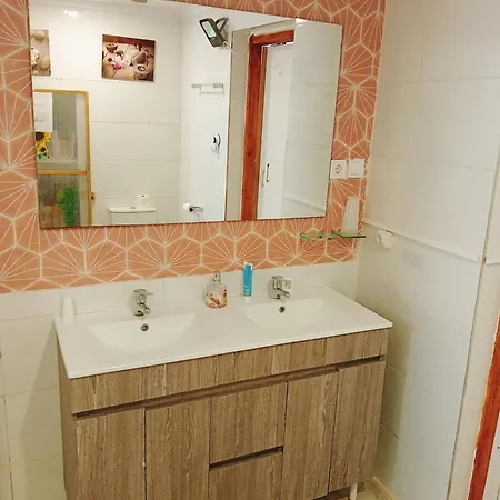 Privatunterkunft Casa Playa Valdenoja *